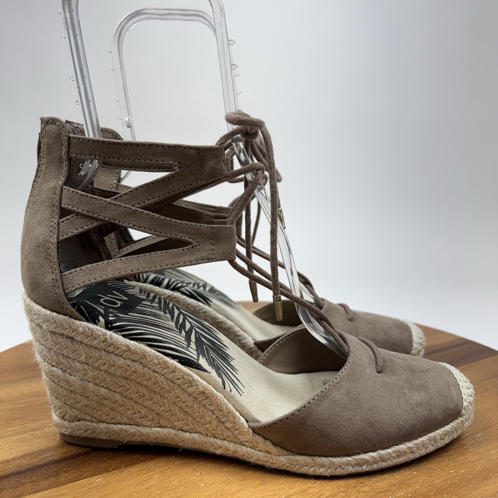 Womens Dolce Vita DV Manica Taupe Brown Faux Suede Espadrille Wedges Size 9.5 M
